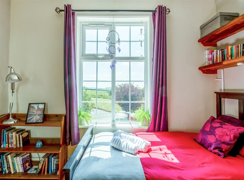 Single bedroom at Oakdale Lodge in Hopwood, Nr Alvechurch, Worcestershire