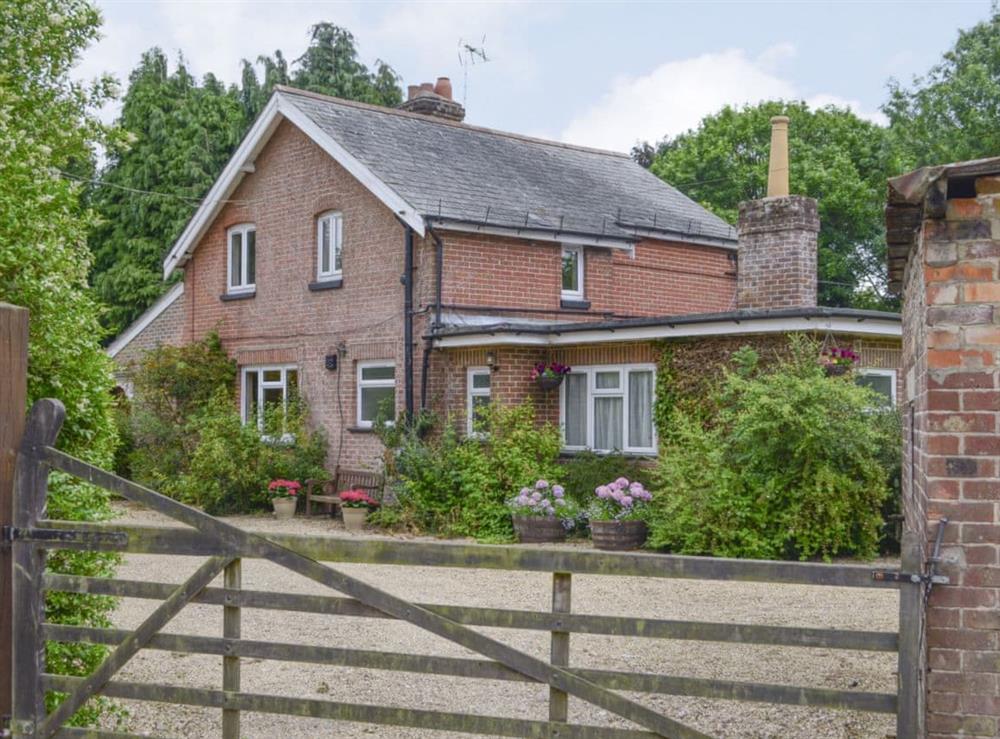 Appealing holiday home with garden at Oakdene Lodge in Wimborne, Dorset