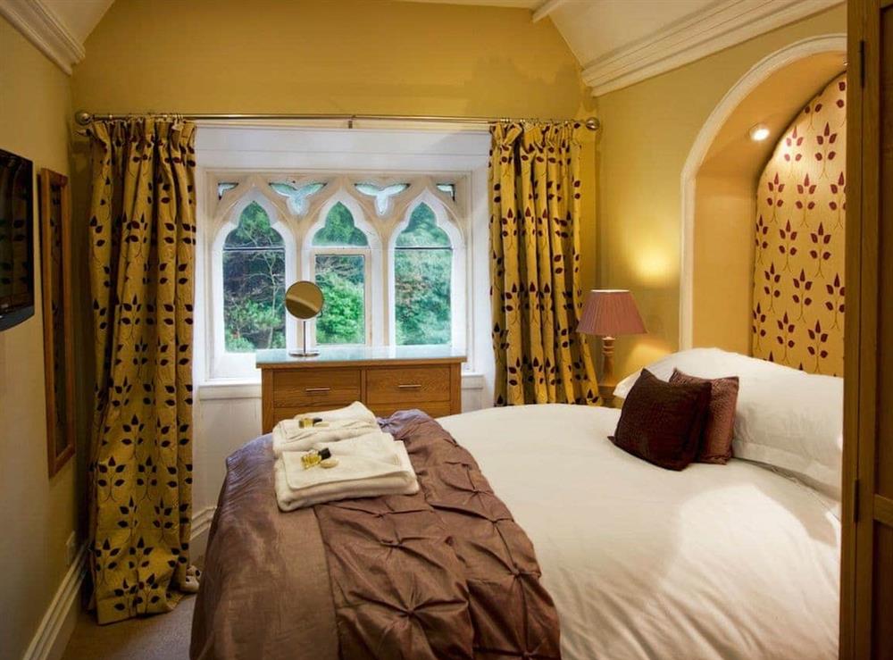 Double bedroom (photo 2) at Oakland Hall (Deluxe) in Windermere, Cumbria