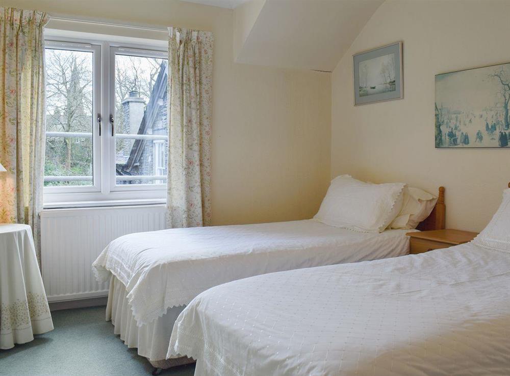 Comfortable twin bedroom at Oaklands in Ambleside, Cumbria