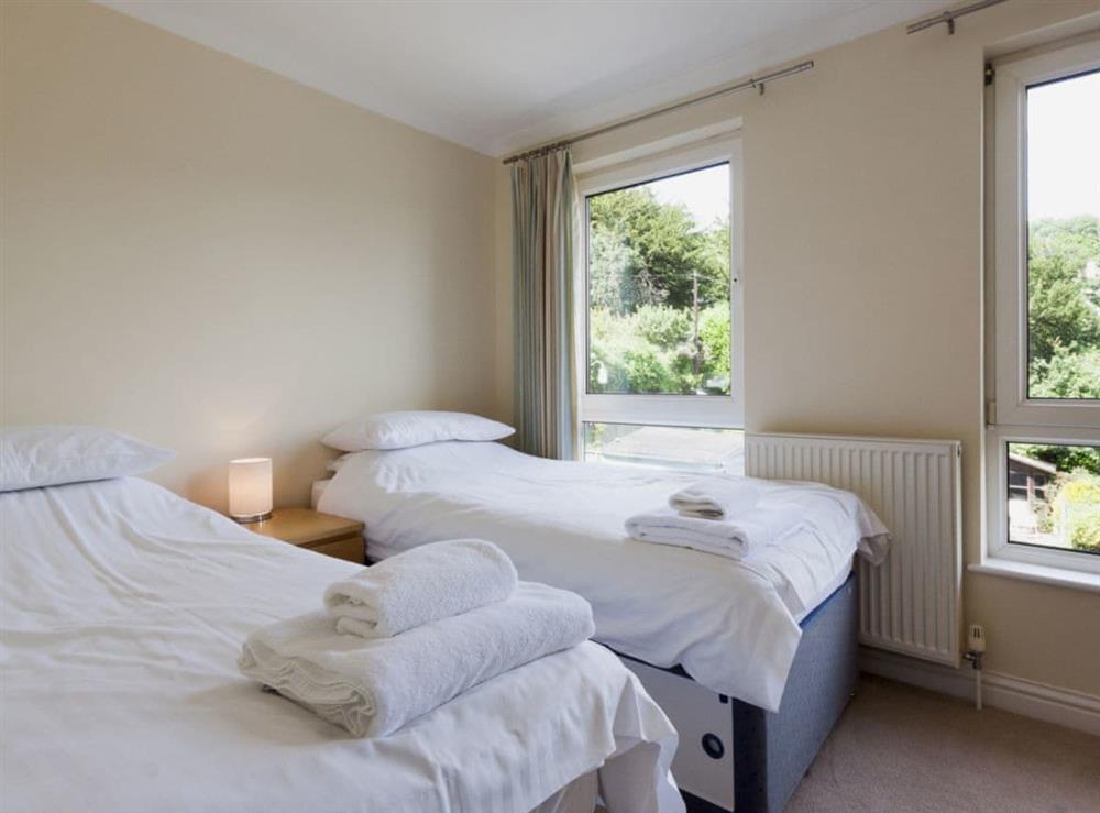 Twin bedroom at Oakridge in Coronation/Forster, Devon