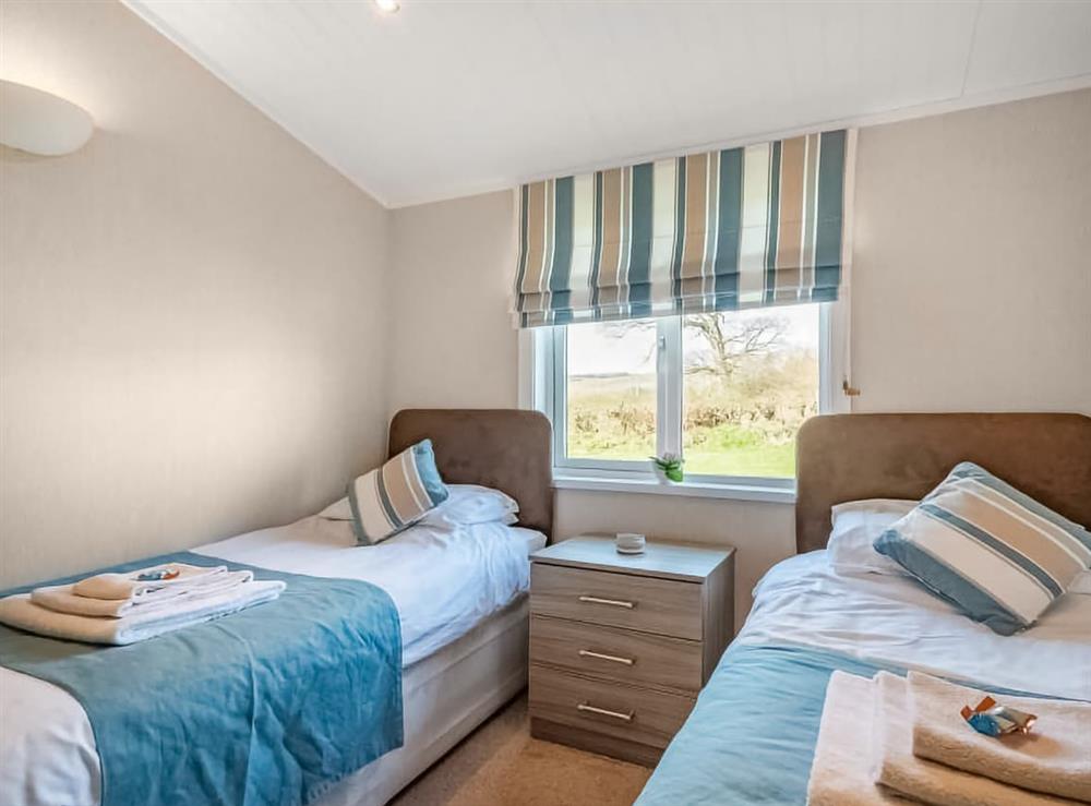 Twin bedroom at Oakwood Lodge in Lochwinnoch, Renfrewshire