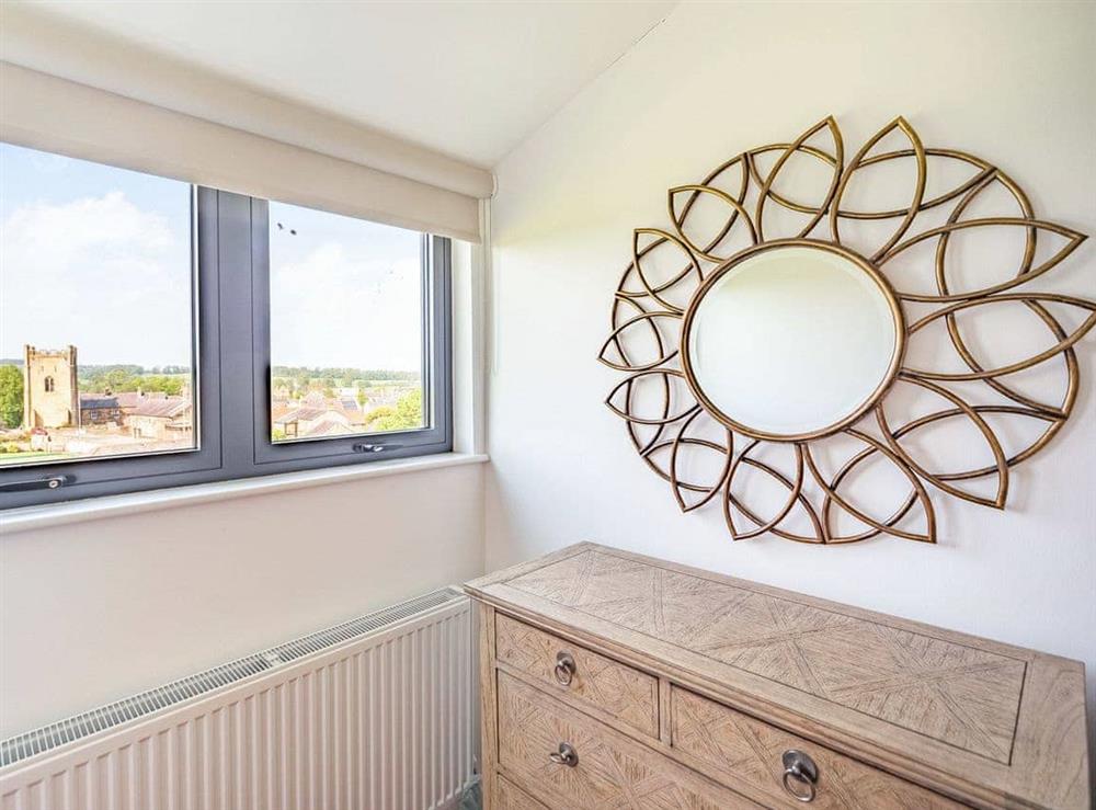 Double bedroom (photo 5) at Oakwood Penthouse in Alnwick, Northumberland