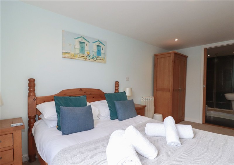 This is a bedroom (photo 2) at Obby Oss, Padstow