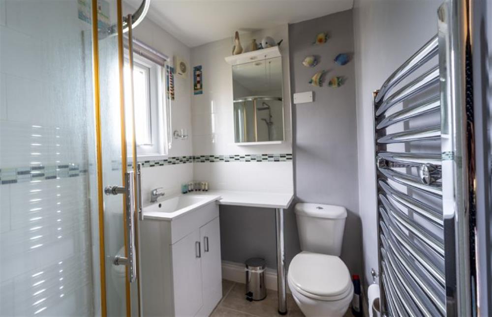 Ground floor: En-suite shower room (photo 2) at Ocean Drive, Heacham near Kings Lynn