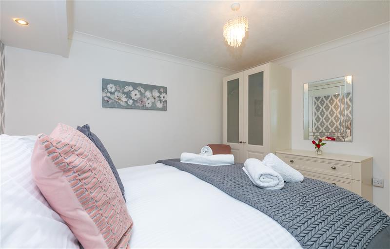 One of the 2 bedrooms at Ocean Edge, Carbis Bay