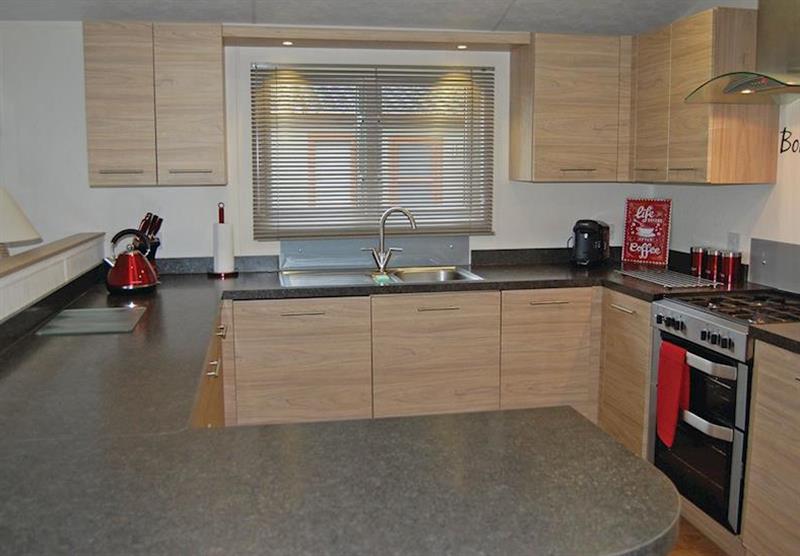 The kitchen at Sunrise at Ocean Lodges in Corton, Lowestoft