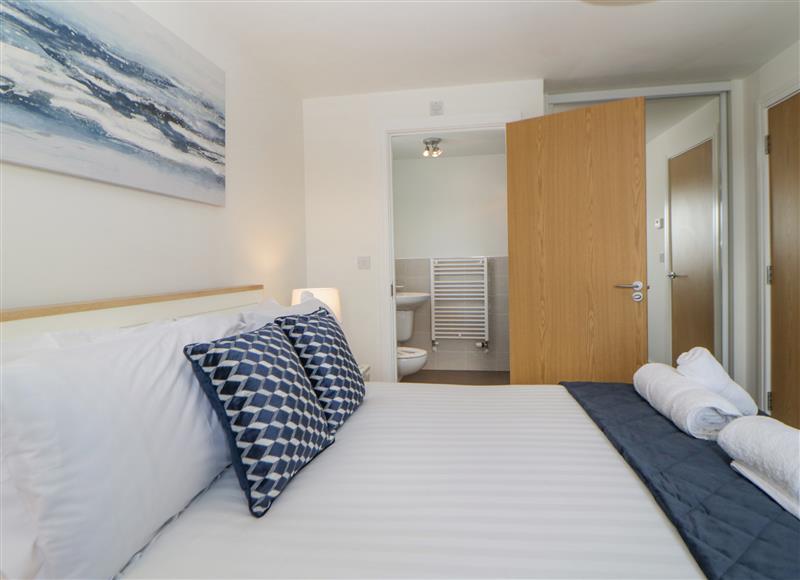 A bedroom in Ocean Retreat at Ocean Retreat, Goodrington near Paignton