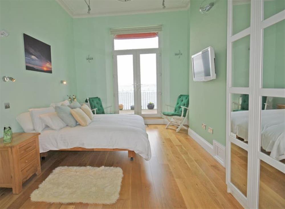 Double bedroom (photo 4) at Ocean Shangri-La, Bay Fort Mansions in Torquay, South Devon