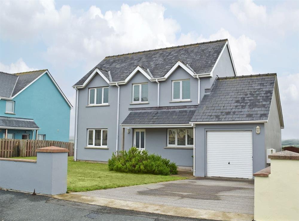 Attractive holiday home at Ocean View in Pennar, near Pembroke, Dyfed
