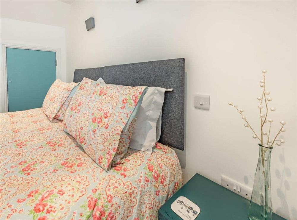 Double bedroom (photo 4) at Ocean Waves in Tenby, Pembrokeshire, Dyfed