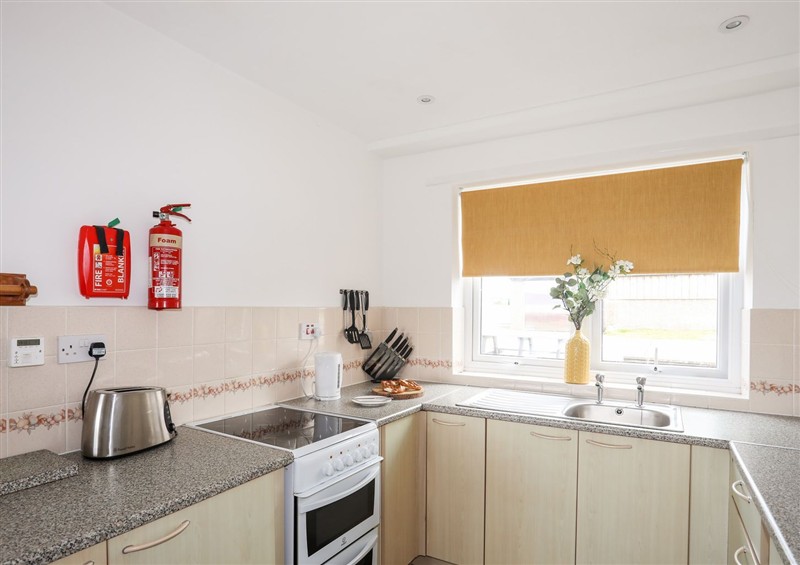 Kitchen (photo 2) at Oer - 8 Tyn Don, Llanengan near Abersoch
