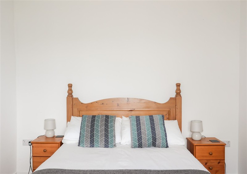 One of the 2 bedrooms at Oer - 8 Tyn Don, Llanengan near Abersoch