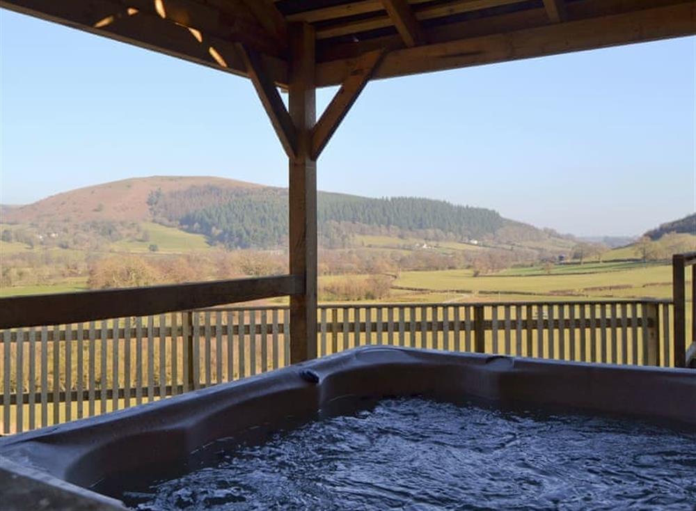 Hot tub with great views at Offas Dyke Lodge in Stanner, near Kington, Powys