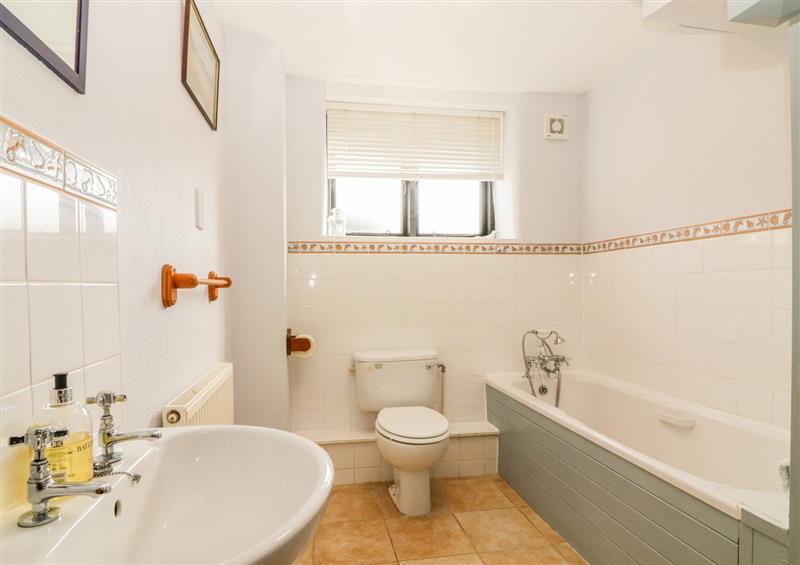 Bathroom (photo 2) at Ohope Barn, Ringmore, Devon