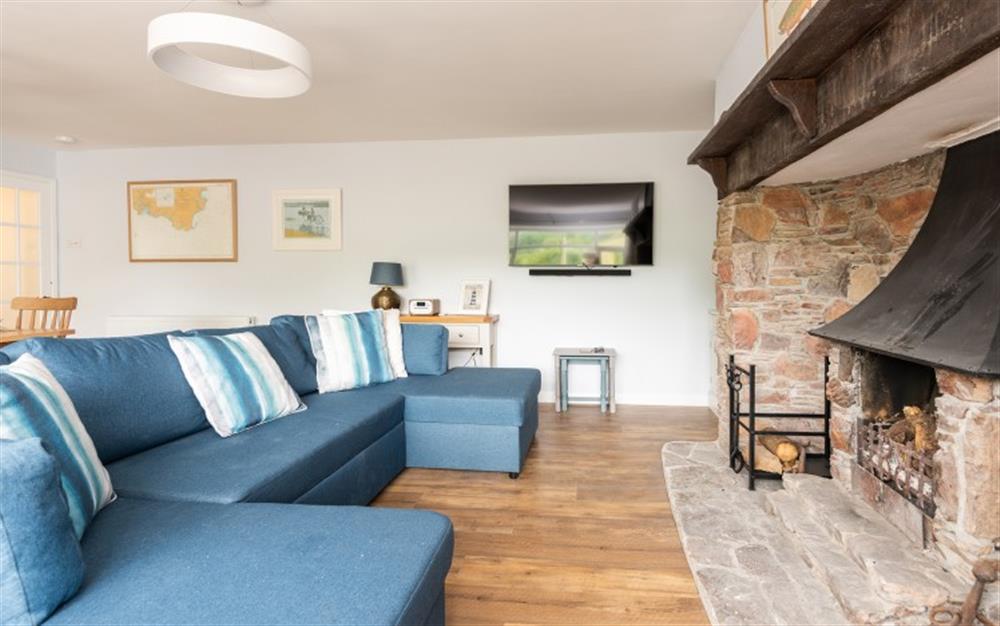 Spacious and comfortable lounge  at Old Barn Cottage in Newton Ferrers