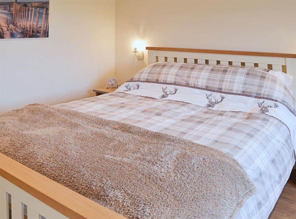 Cosy double bedroom at Saddlers Cottage, 