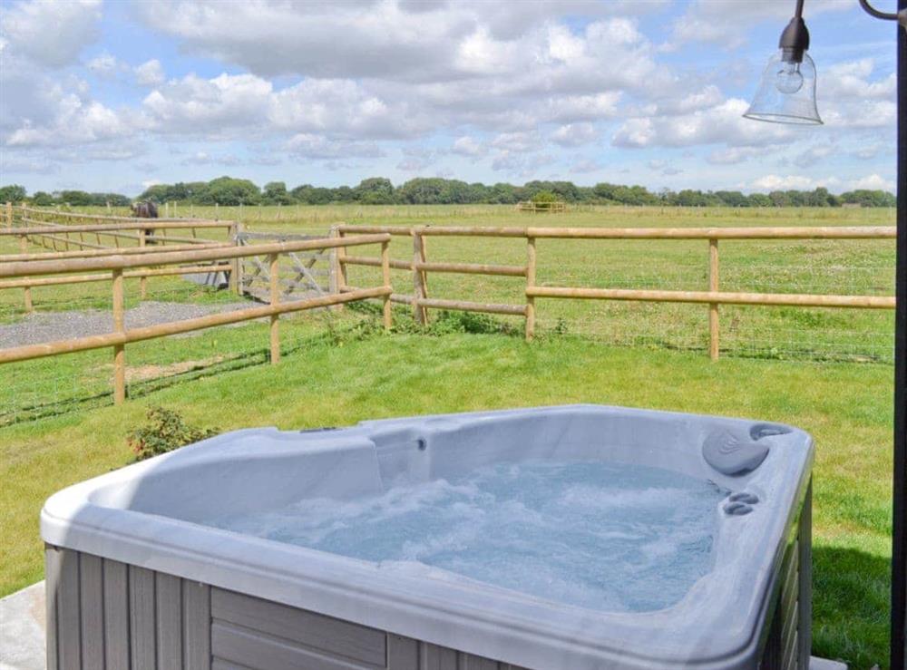 Panoramic rural views from the Hot-tub at Saddlers Cottage, 