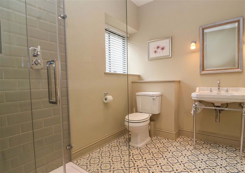 Bathroom (photo 2) at Old Cottage Hospital Annexe, Burford