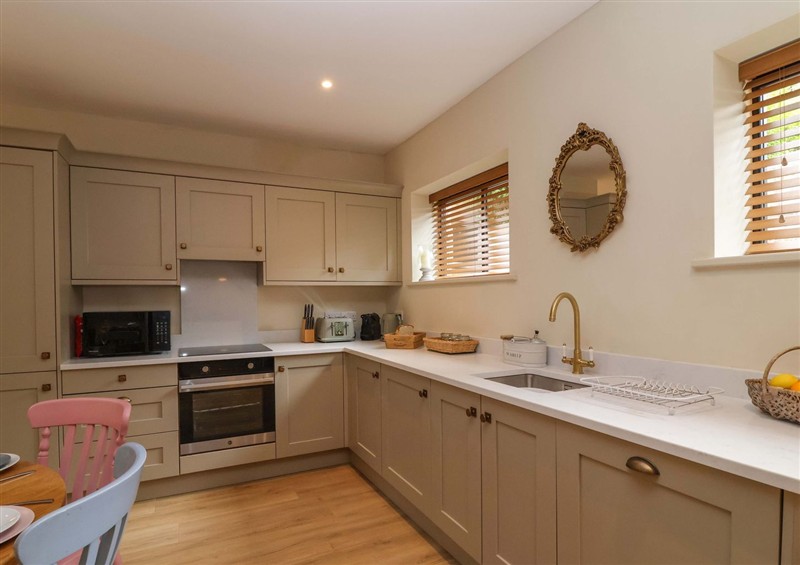 The kitchen at Old Cottage Hospital Annexe, Burford