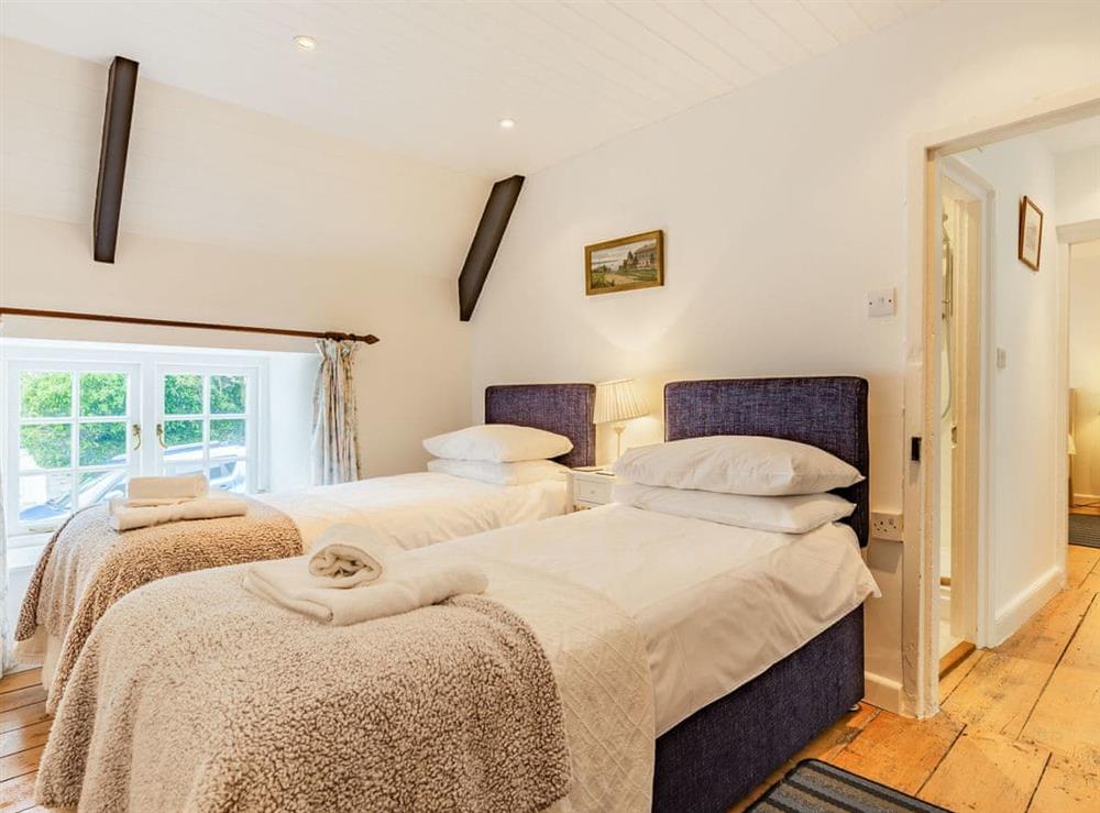 Twin bedroom at Old Dairy in St Mawes, Cornwall