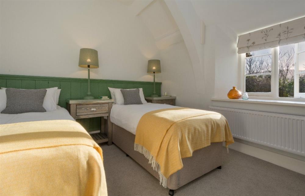 The twin bedroom at Old Gateway Cottage in Minehead, Somerset