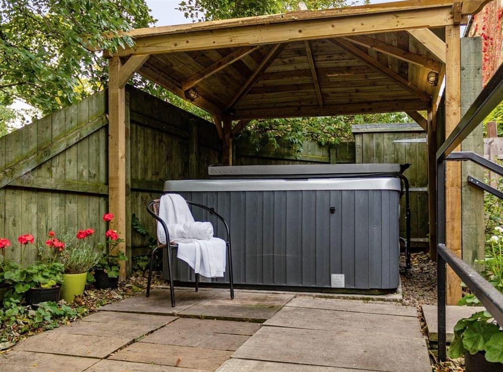 Luxurious hot tub at 1 Old Hall Cottage, 