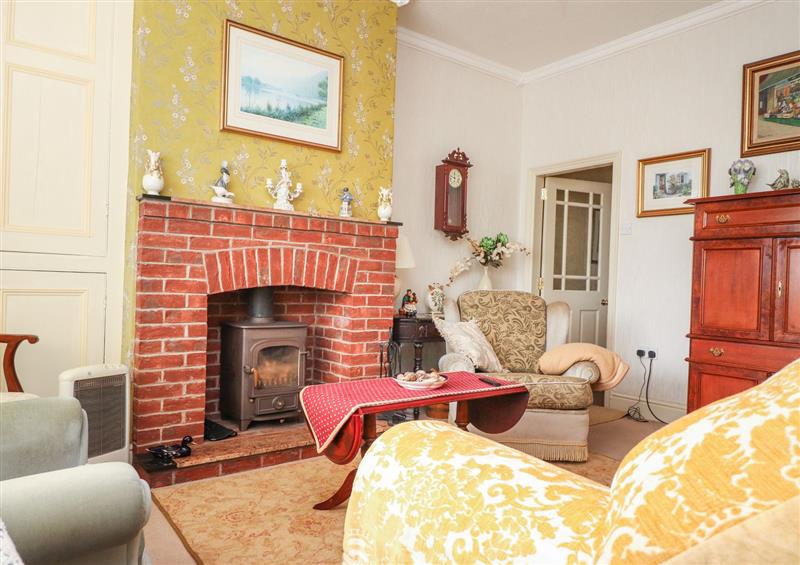 The living area at Old Hollow Cottage, Banks near Southport