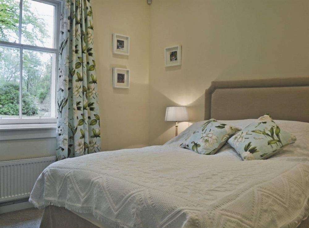 Comfortable double bedroom at Fernwoodlea, 