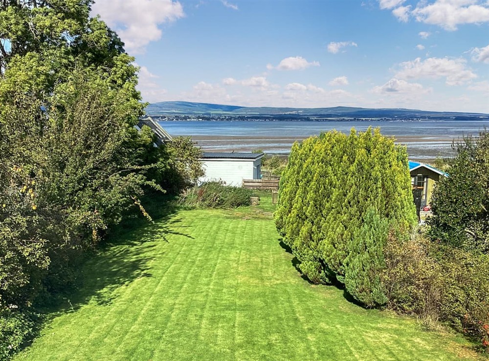 Outdoor at Old Laurel Cottage in Jemimaville, Ross-Shire