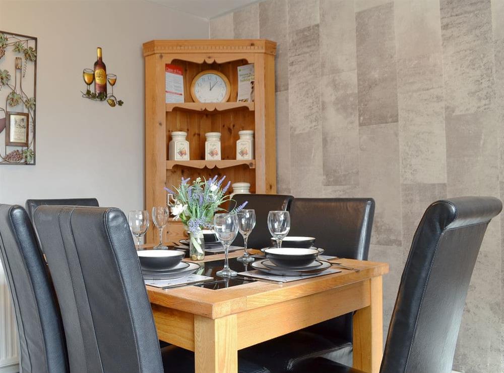Charming dining area at Old Low Farm Cottage in Aldbrough, near Hornsea, North Humberside