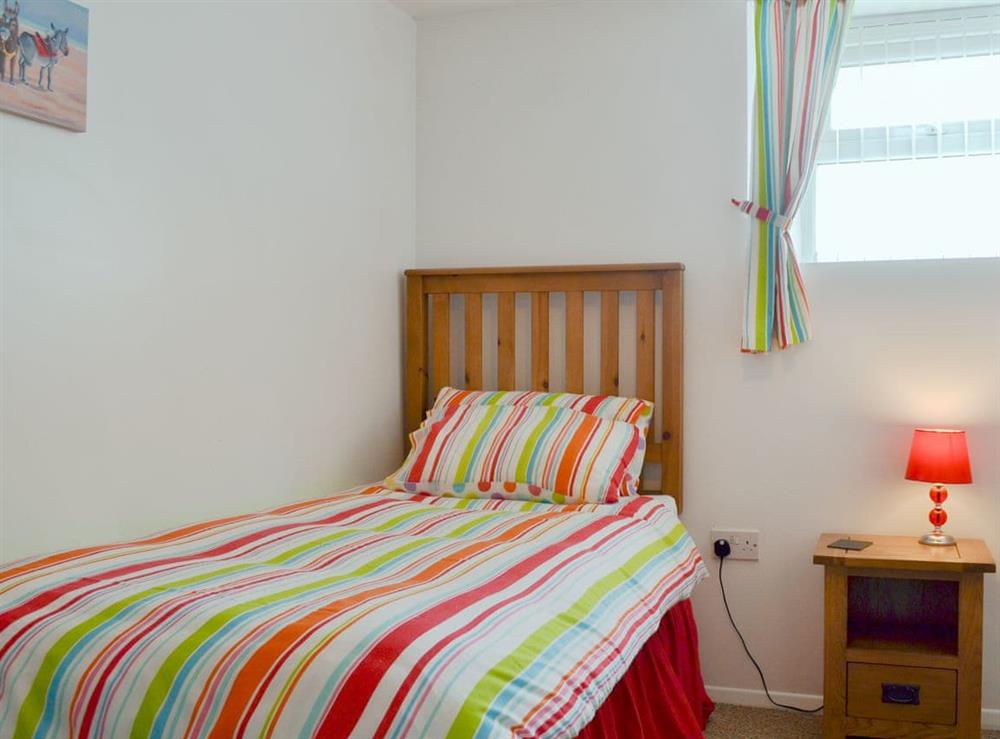 Single bedroom at Old Low Farm Cottage in Aldbrough, near Hornsea, North Humberside