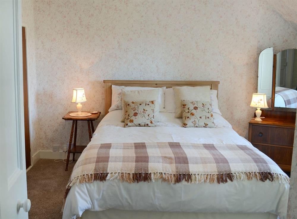 Elegant double bedroom at Old Midoxgate Farmhouse in Midoxgate, near Tain, Highlands, Ross-Shire