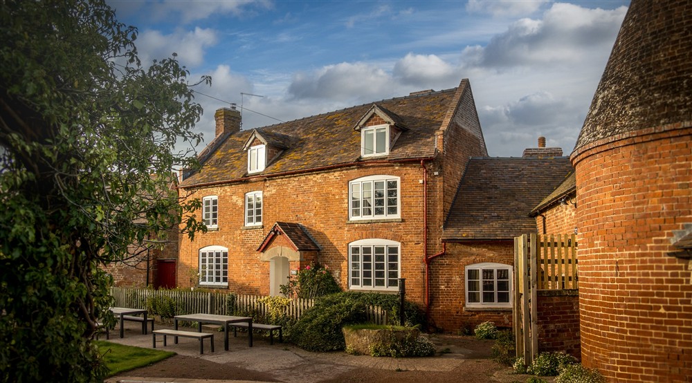 The exterior of Hop KIln Farmhouse, Herefordshire at Old Mill Cottage in Bringsty, Herefordshire