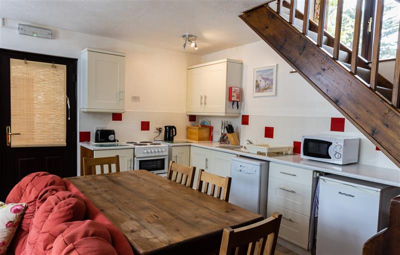 The kitchen at Old Nog Cottage, Torrington