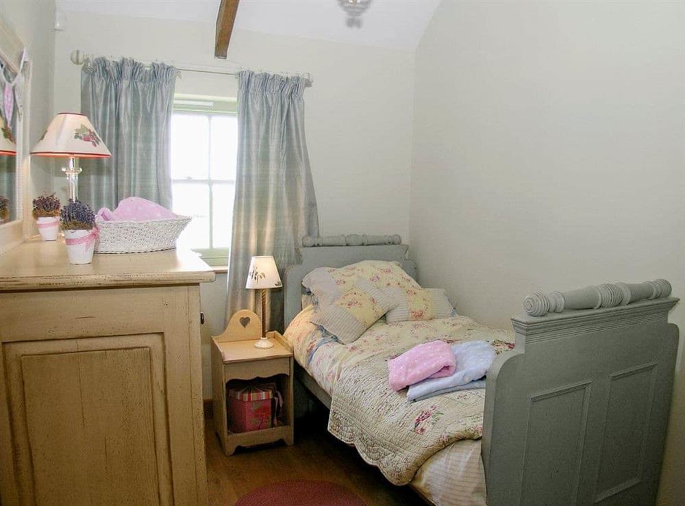 Cosy single bedroom at Old Reading Room in Thimbleby, near Osmotherley, N. Yorks. , North Yorkshire