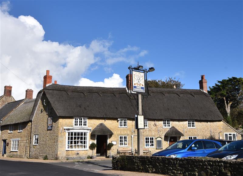 Outside Old Ropemakers Cottage