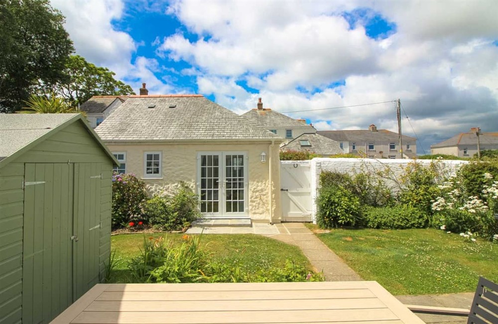 Garden and grounds at Old School House in Gerrans near Portscatho, Cornwall