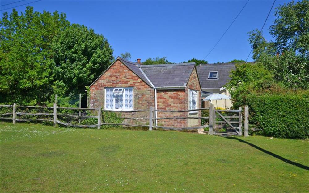 Old Stables Cottage with direct forest access