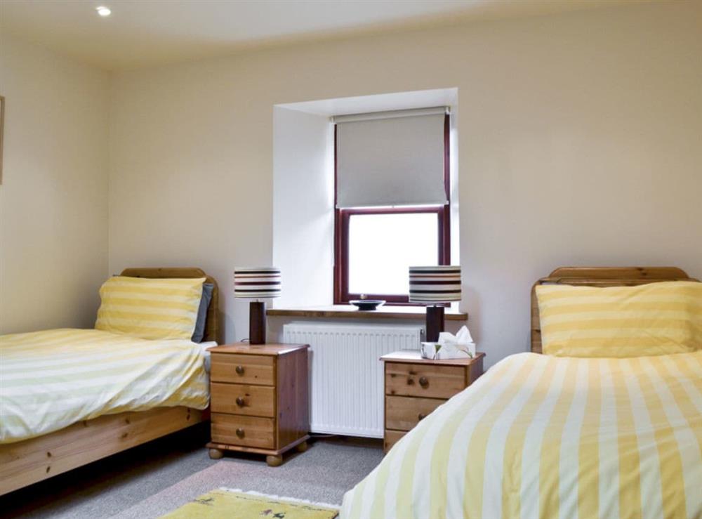 Twin bedroom at Old Stones Cottage in Dollar, Clackmannanshire