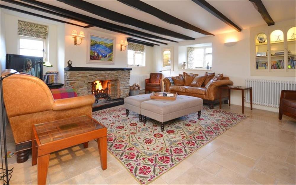 Another view of the lounge at Old Thatch in Torcross