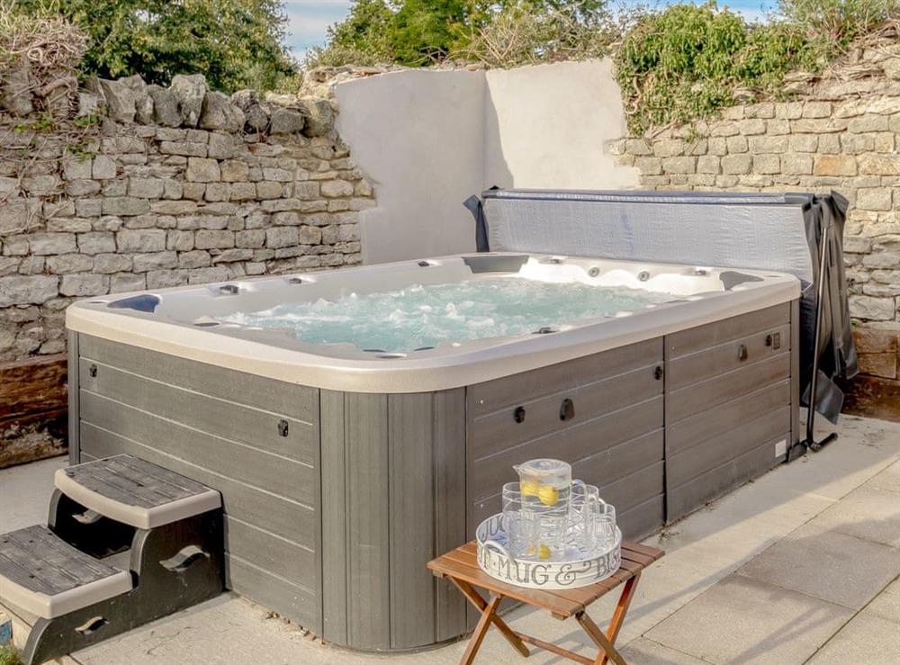 Hot tub (photo 2) at Olde Oak Cottage in Zeals, near Mere, Wiltshire