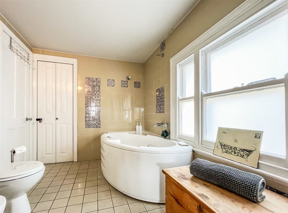 Double bedroom (photo 8) at Olveston in Llandudno, Gwynedd