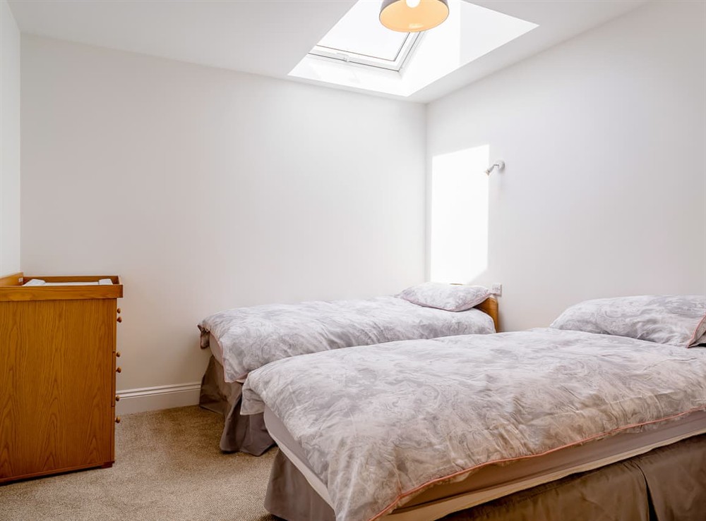 Twin bedroom at On The Beach in Downderry, Cornwall