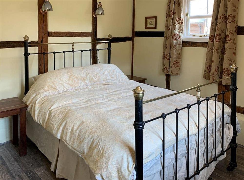 Double bedroom at Orchard Bank Cottage in Little London, near Gloucester, Gloucestershire