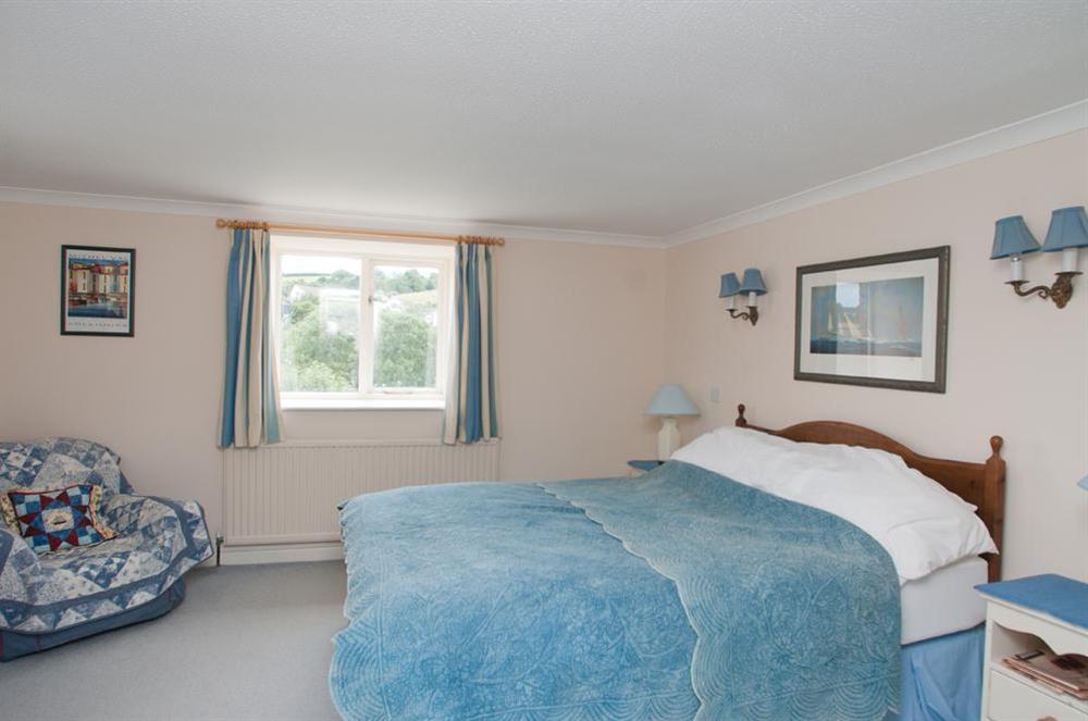 En suite King-size master bedroom at Orchard Barn in , Salcombe