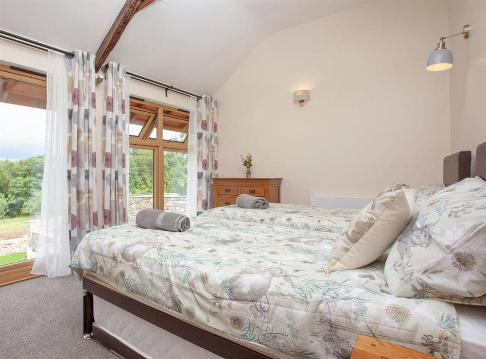 Twin bedroom at Orchard Barn in South Tawton, near Okehampton, Devon