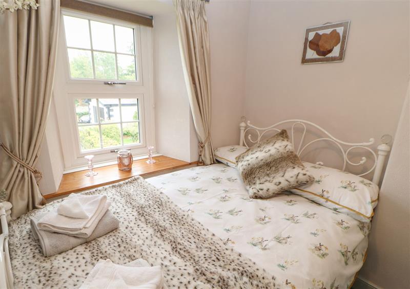 A bedroom in Orchard Cottage at Orchard Cottage, Bolton near Appleby-In-Westmorland