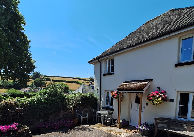 The setting at Orchard Cottage, Holcombe