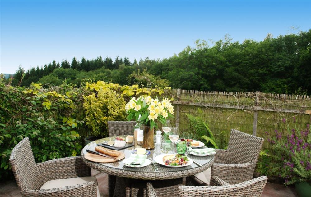 Outdoor dining area at Orchard Cottage (Monmouthshire), Penterry